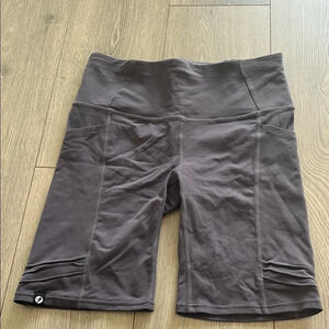 oiselle Gray Bike Shorts